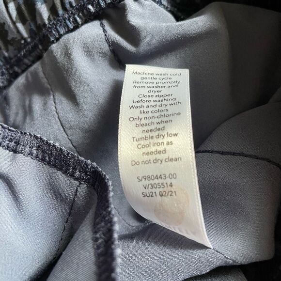 Athleta Women's Avenue Printed Wide Leg Cropped Pants Size 6 Petite Animal Print - Picture 9 of 9